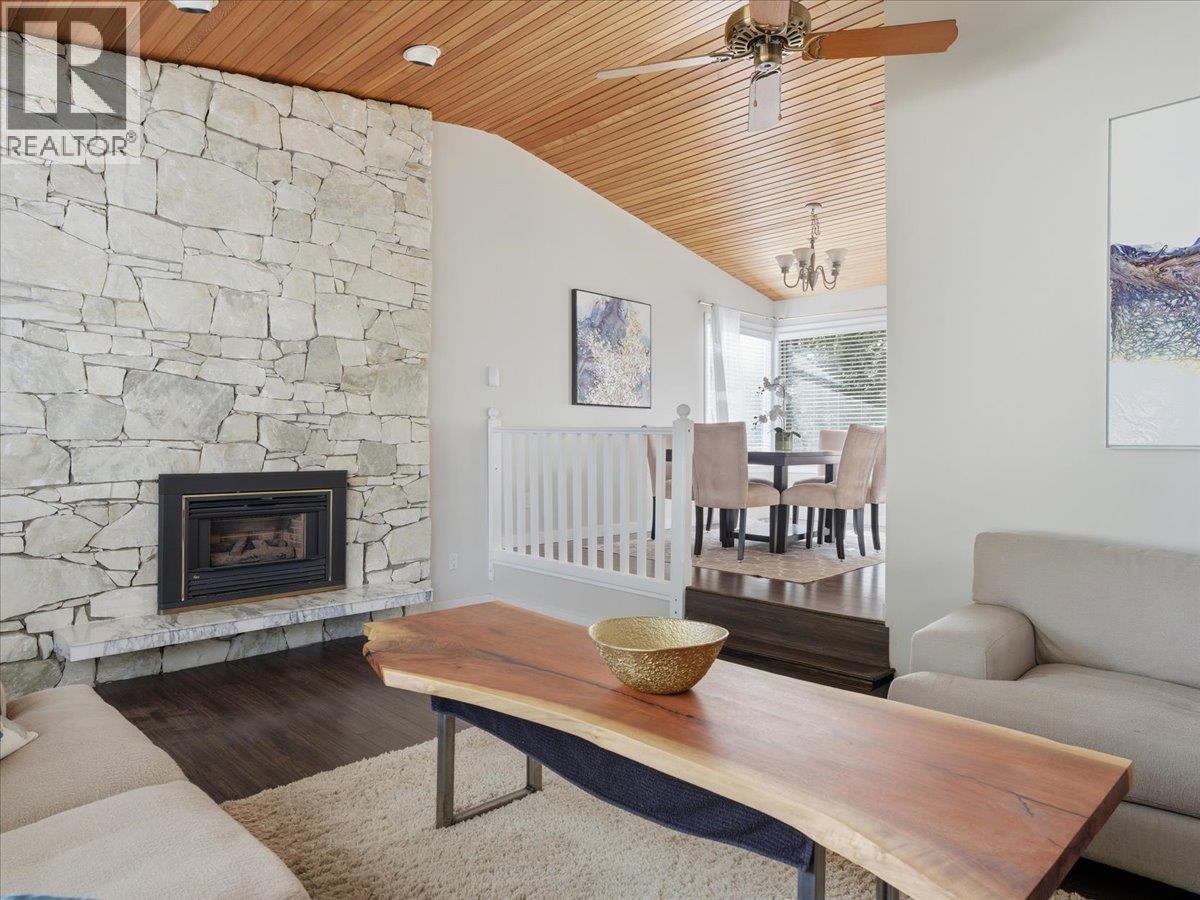 385 Hickey Drive, Coquitlam, British Columbia  V3K 5Z4 - Photo 10 - R3088082