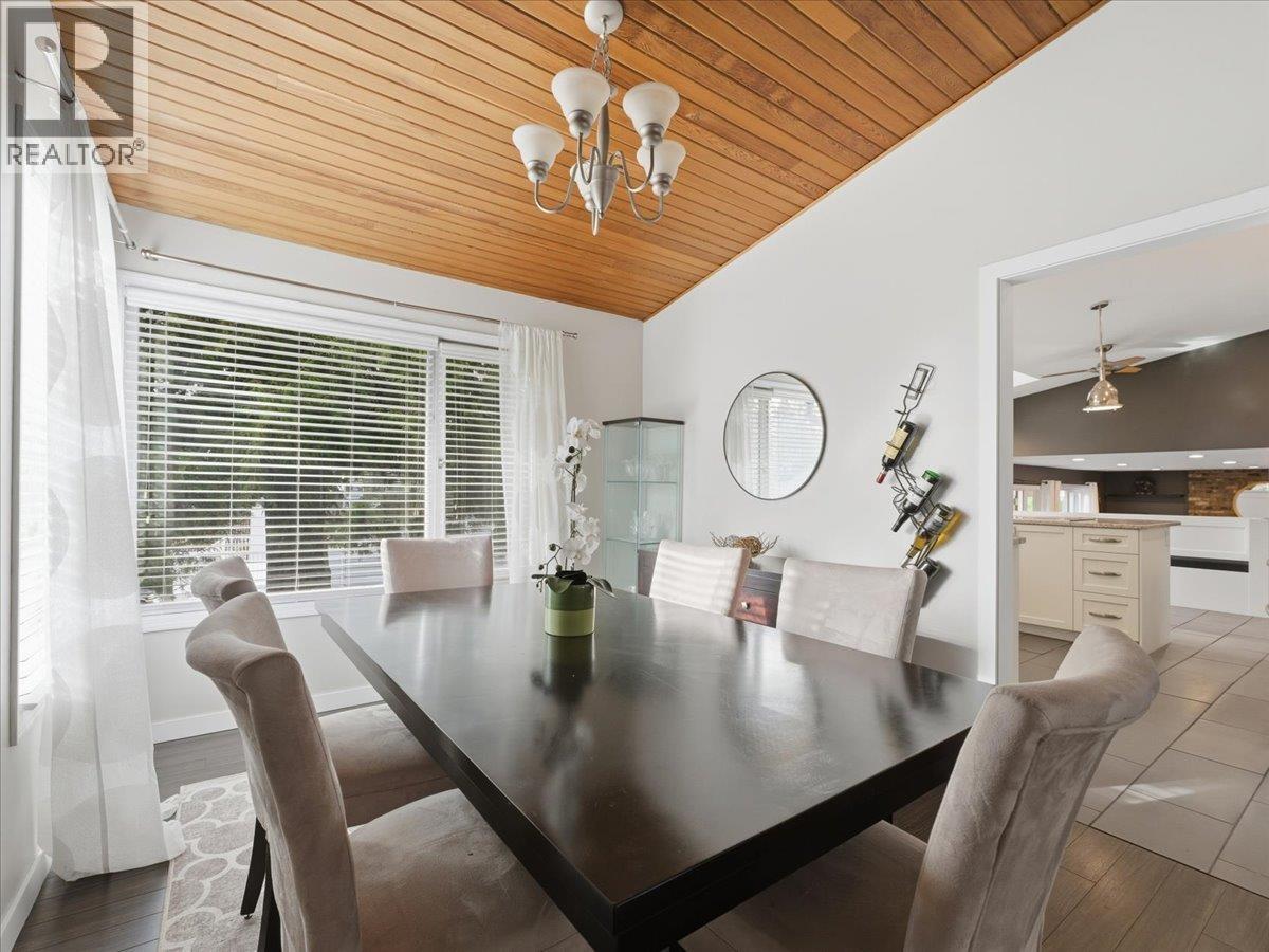 385 Hickey Drive, Coquitlam, British Columbia  V3K 5Z4 - Photo 11 - R3088082