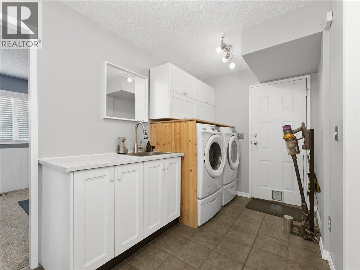 385 Hickey Drive, Coquitlam, British Columbia  V3K 5Z4 - Photo 17 - R3088082