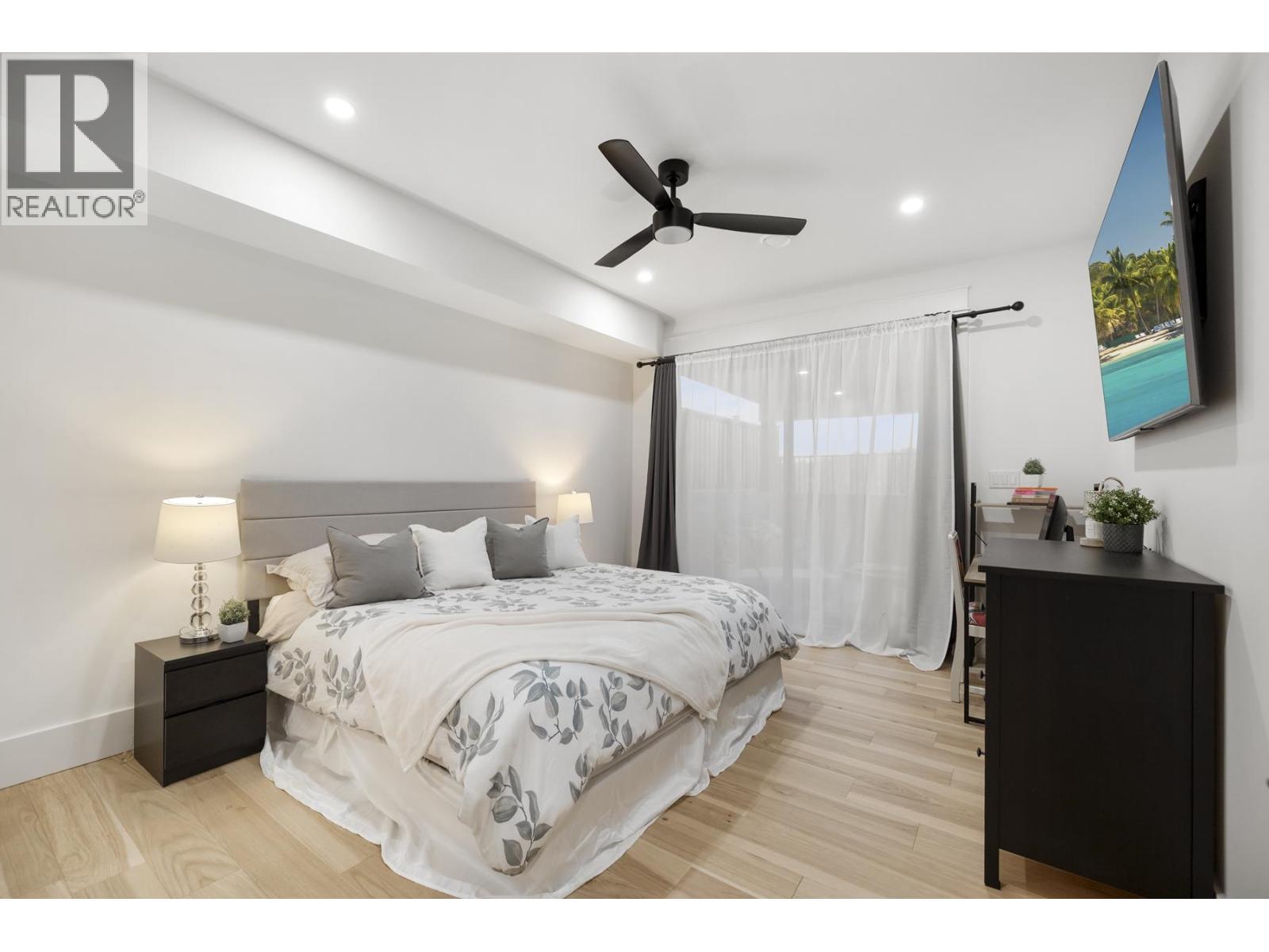 1007 Ioco Road, Port Moody, British Columbia  V3H 2W9 - Photo 36 - R3088087