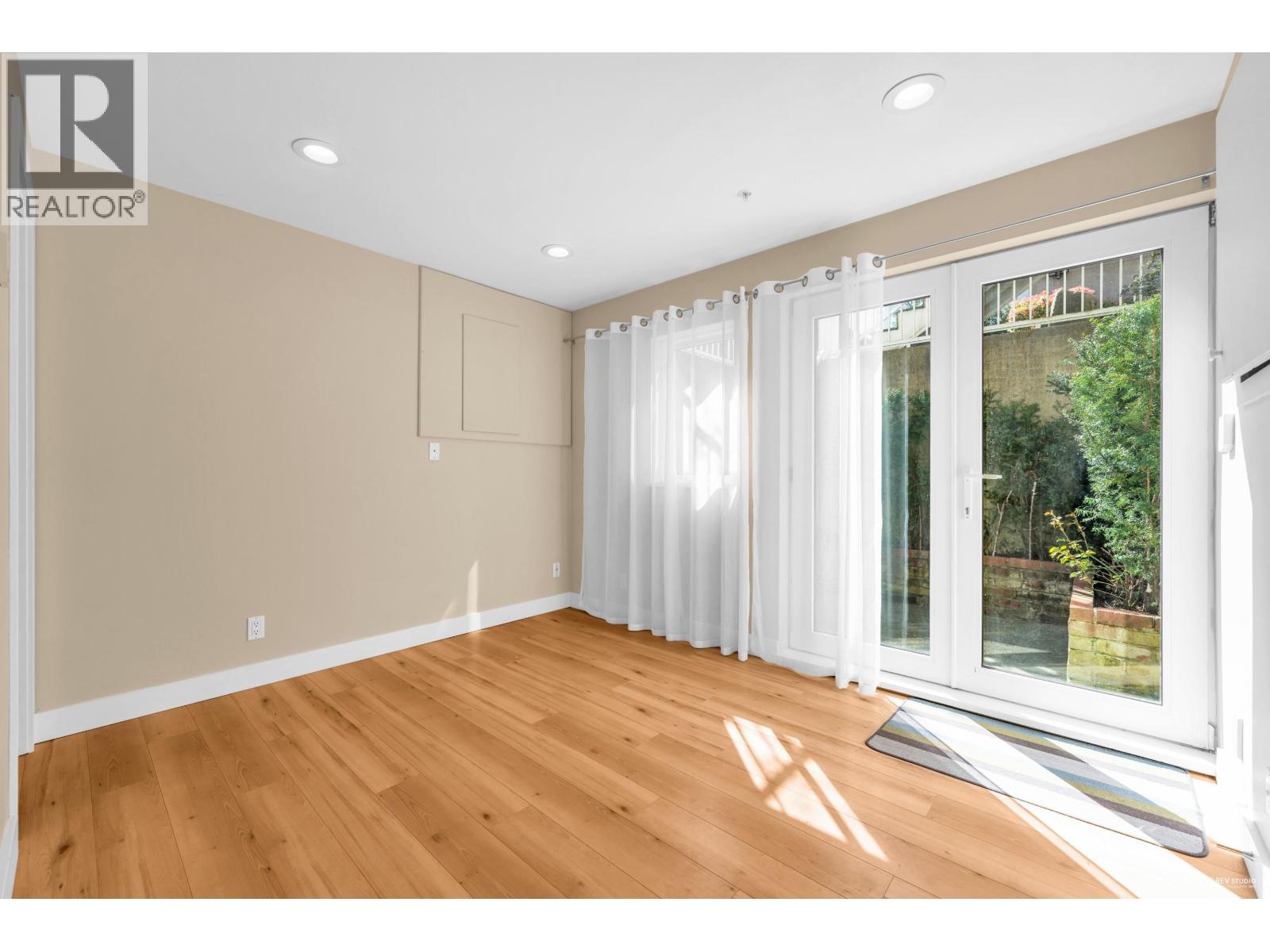 4060 W 10th Avenue, Vancouver, British Columbia  V6R 2H1 - Photo 32 - R3088095