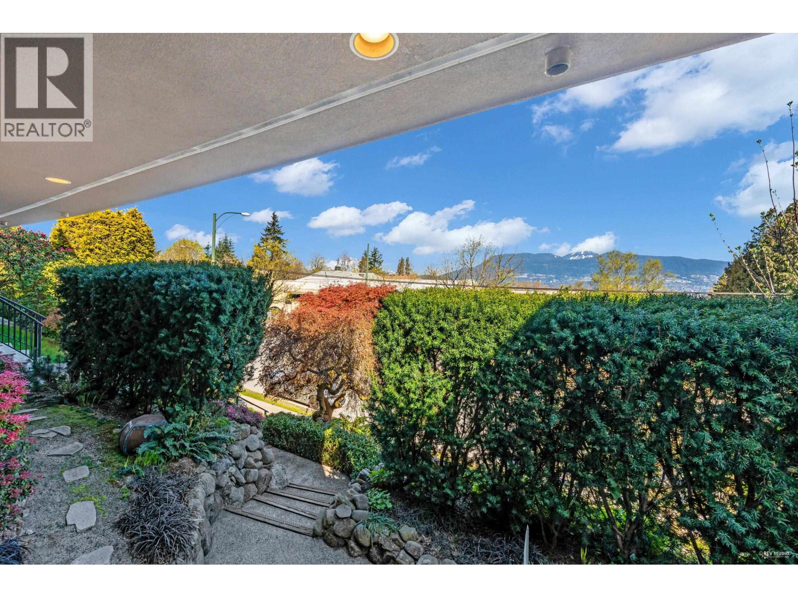 4060 W 10th Avenue, Vancouver, British Columbia  V6R 2H1 - Photo 38 - R3088095