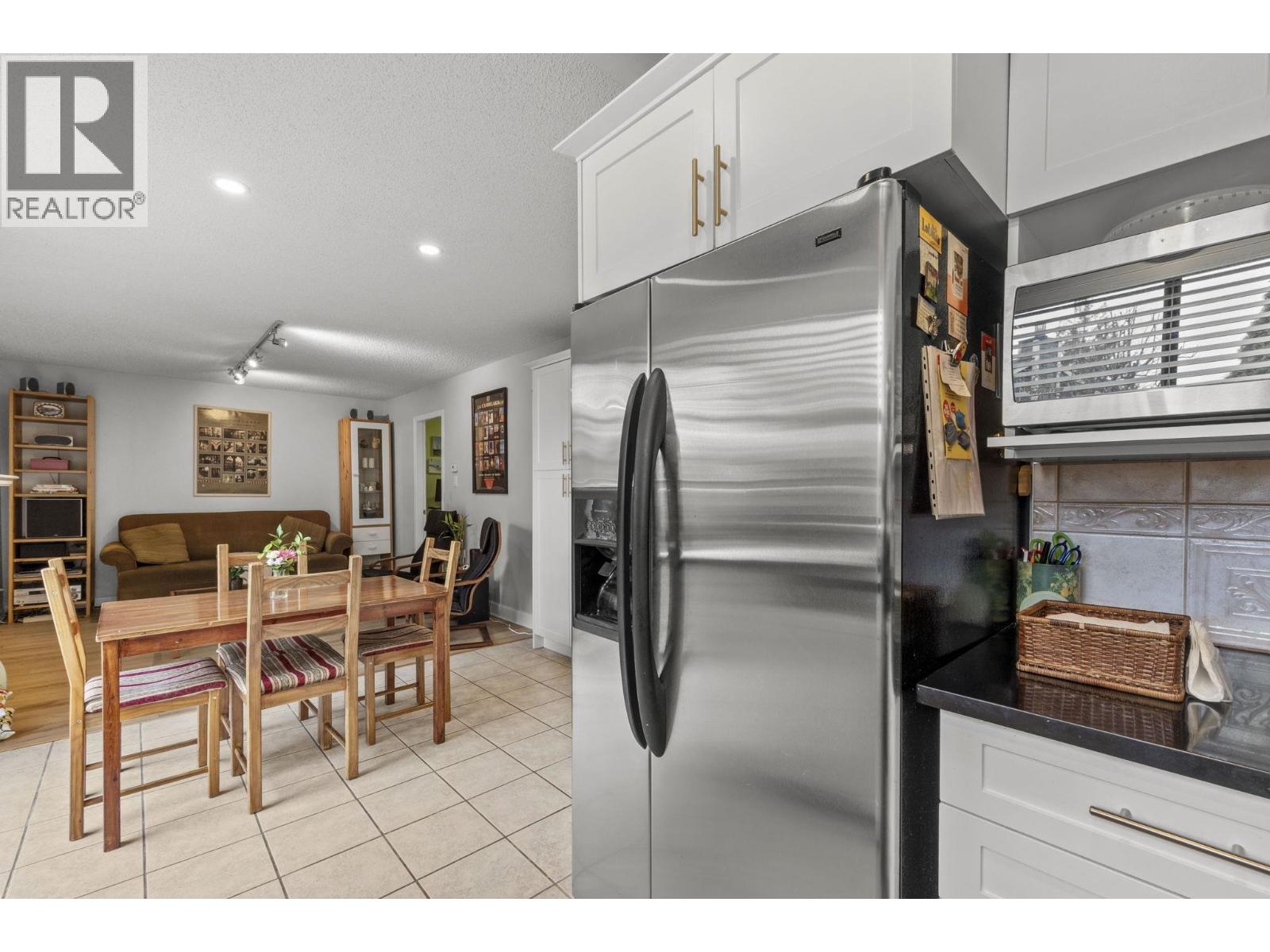 1241 Nestor Street, Coquitlam, British Columbia  V3E 1H4 - Photo 16 - R3088098