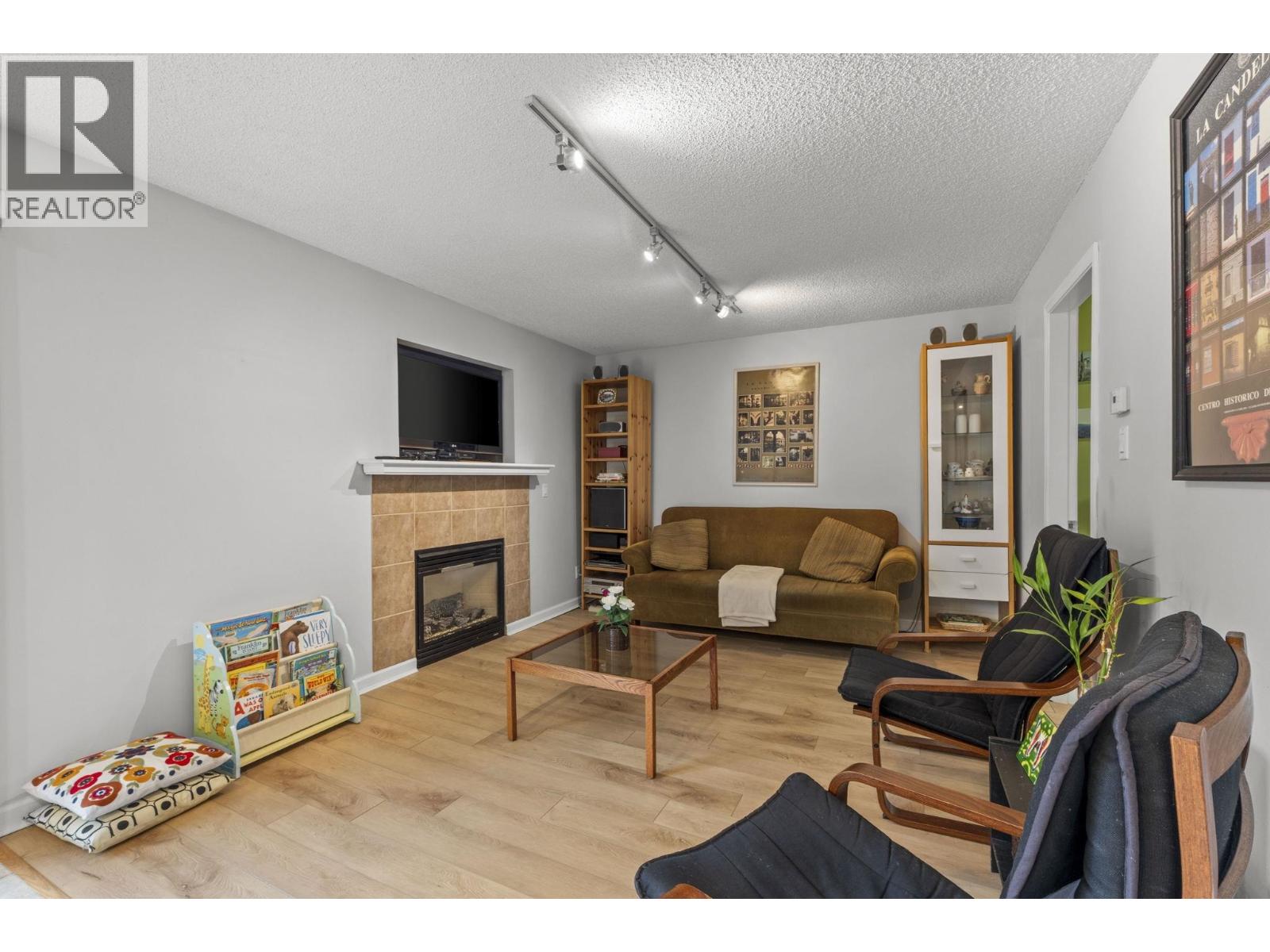 1241 Nestor Street, Coquitlam, British Columbia  V3E 1H4 - Photo 18 - R3088098