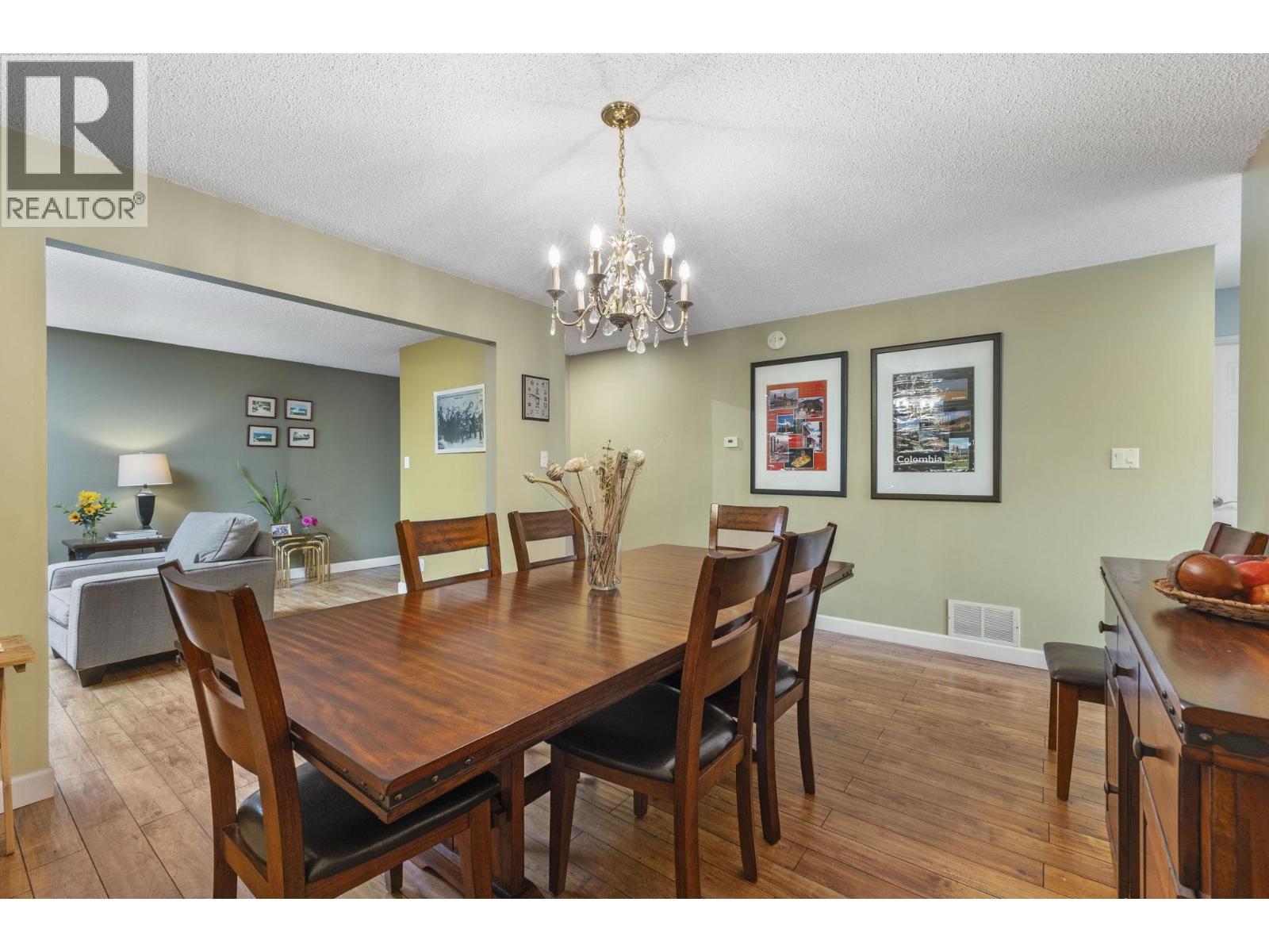 1241 Nestor Street, Coquitlam, British Columbia  V3E 1H4 - Photo 9 - R3088098