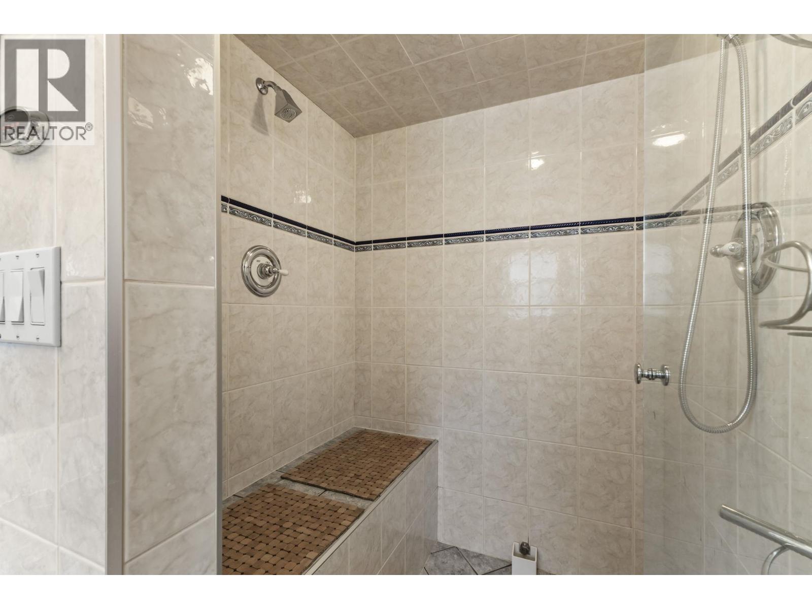 317 Gloucester Court, Coquitlam, British Columbia  V3K 5S6 - Photo 17 - R3088150