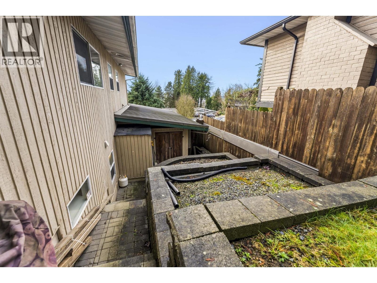 317 Gloucester Court, Coquitlam, British Columbia  V3K 5S6 - Photo 36 - R3088150