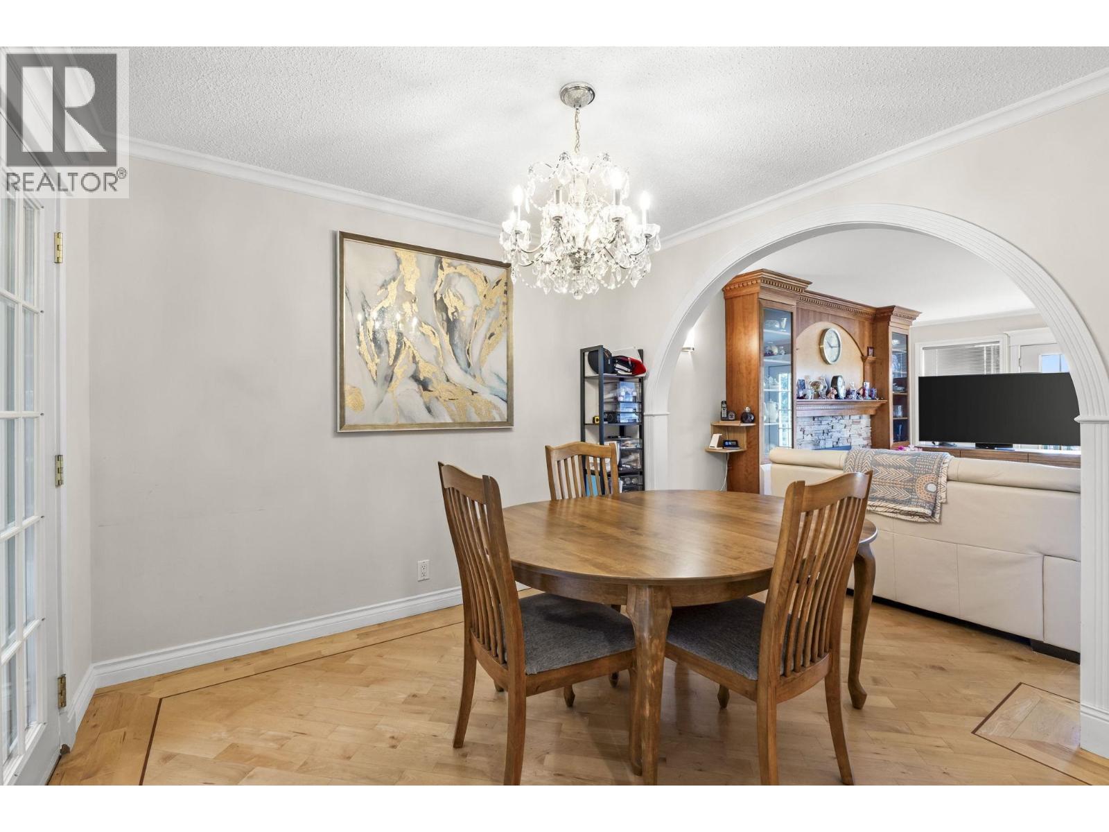 317 Gloucester Court, Coquitlam, British Columbia  V3K 5S6 - Photo 9 - R3088150