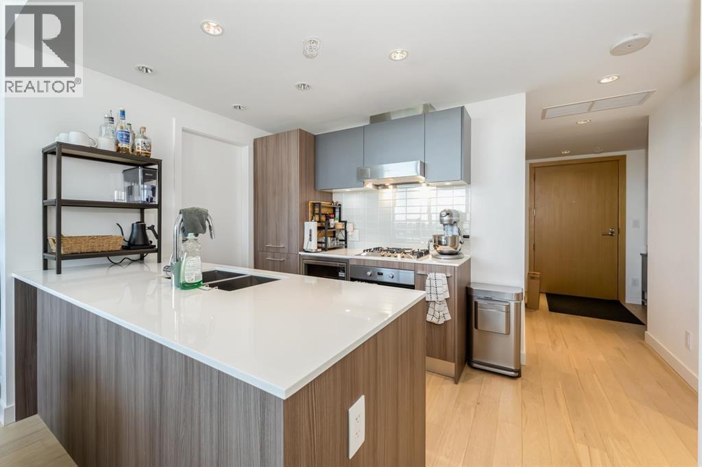 18xx 2220 Kingsway, Vancouver, British Columbia  V5N 2T7 - Photo 3 - R3088159