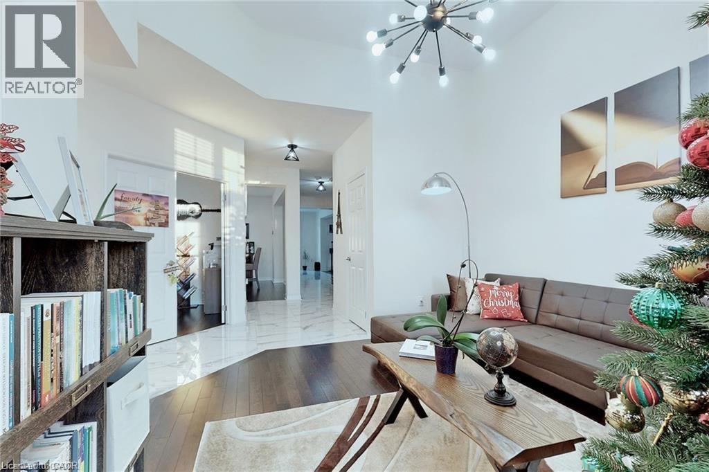 216 Harcourt Cres Crescent, Woodstock, Ontario  N4T 0H2 - Photo 5 - 40803518