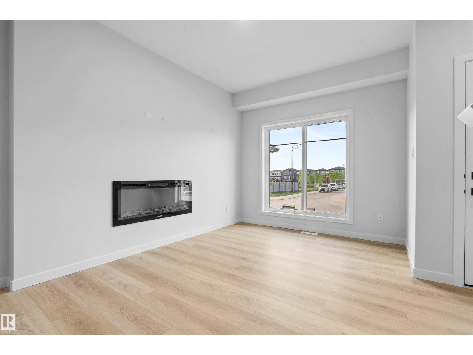 6373 King Wd Sw, Edmonton, Alberta  T6W 5J3 - Photo 3 - E4467887