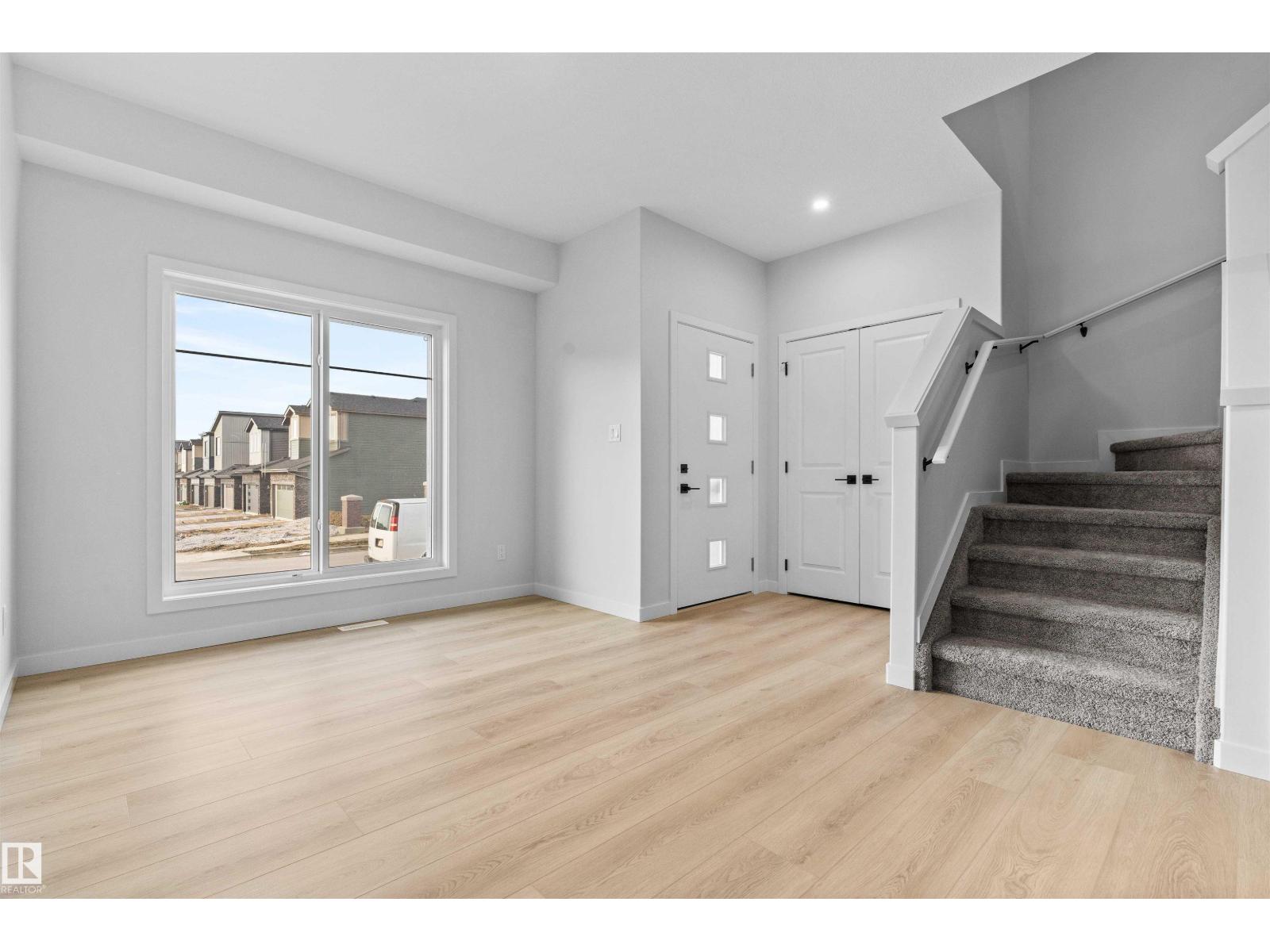 6373 King Wd Sw, Edmonton, Alberta  T6W 5J3 - Photo 4 - E4467887