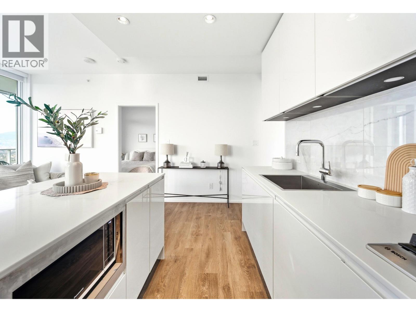 Listing Picture 7 of 25 : 3205 4650 BRENTWOOD BOULEVARD, Burnaby / 本拿比 - 魯藝地產 Yvonne Lu Group - MLS Medallion Club Member