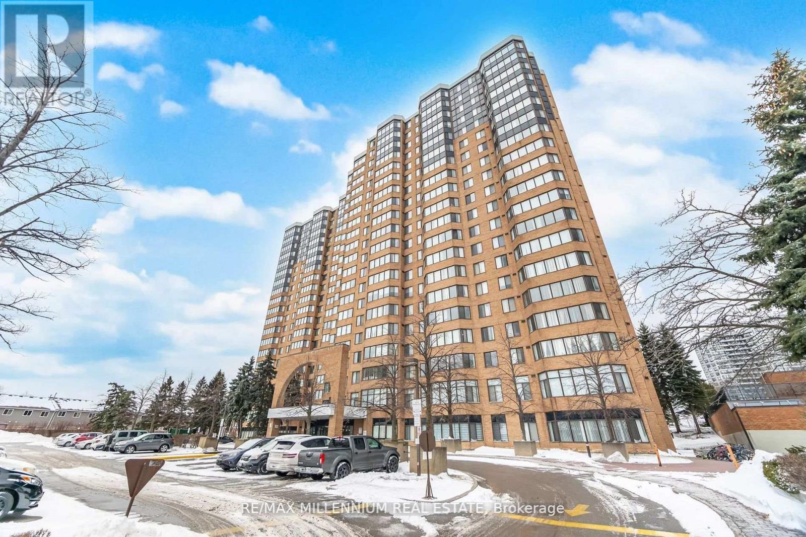 109 - 80 ALTON TOWERS CIRCLE, Toronto, Ontario