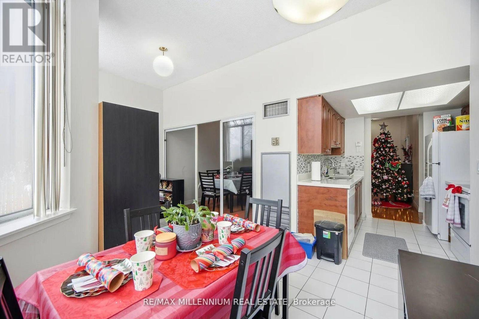 109 - 80 Alton Towers Circle, Toronto, Ontario  M1V 5E8 - Photo 14 - E12763970