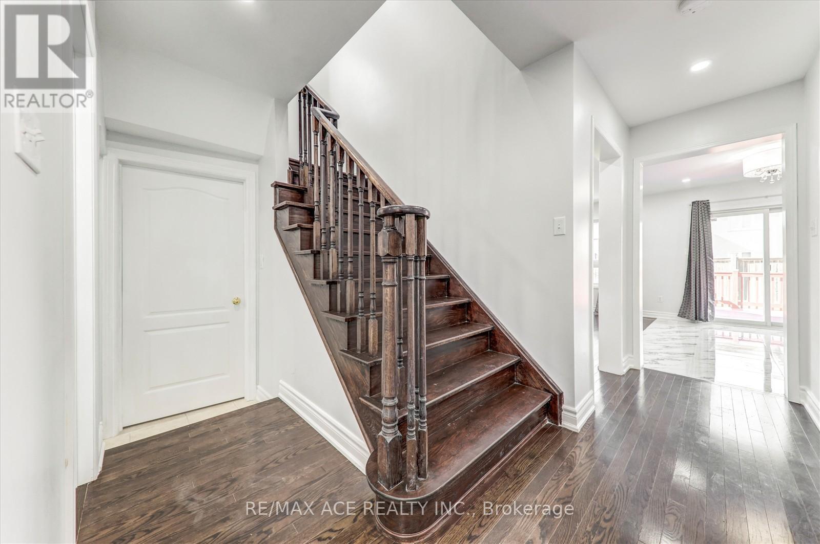 Main - 836 Fetchison Drive, Oshawa, Ontario  L1K 0C3 - Photo 17 - E12773524