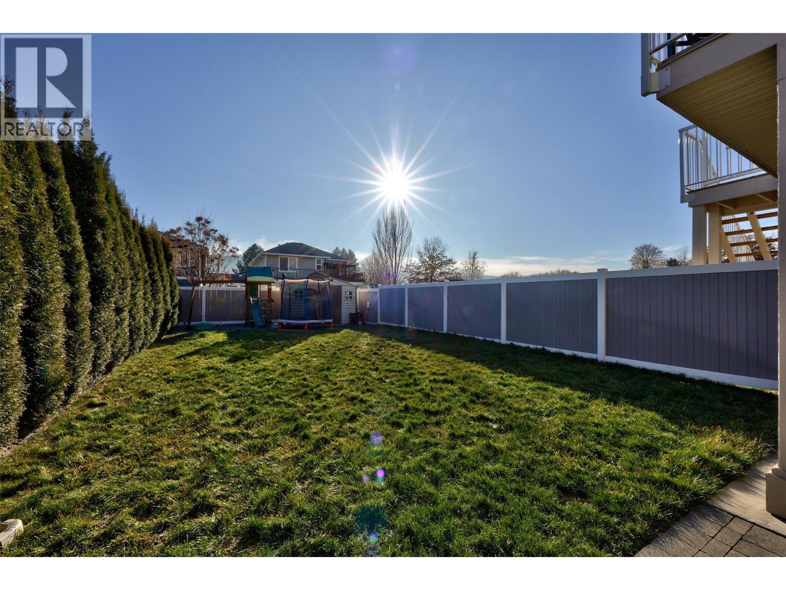 2379 Parkcrest Avenue, Kamloops, British Columbia  V2B 4Y2 - Photo 27 - 10375353