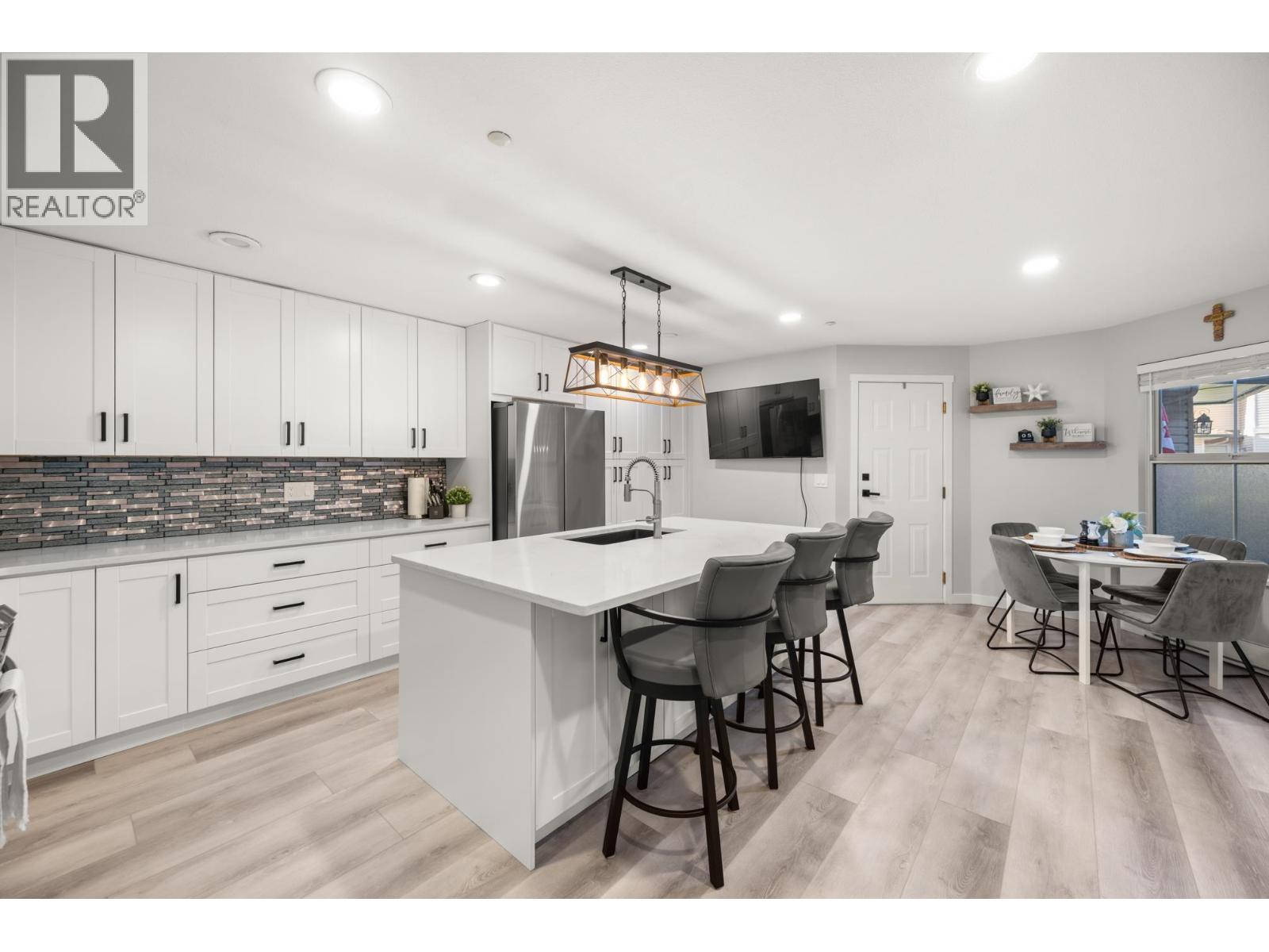 47 19060 Ford Road, Pitt Meadows, British Columbia  V3Y 2M2 - Photo 4 - R3087749