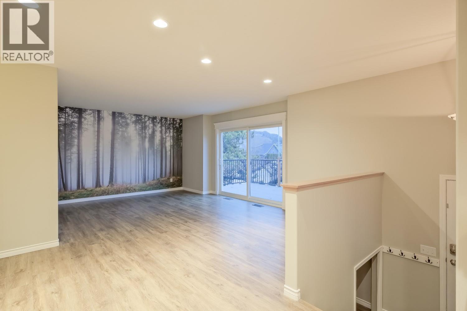 1260 Ethel Street Kelowna Photo 15