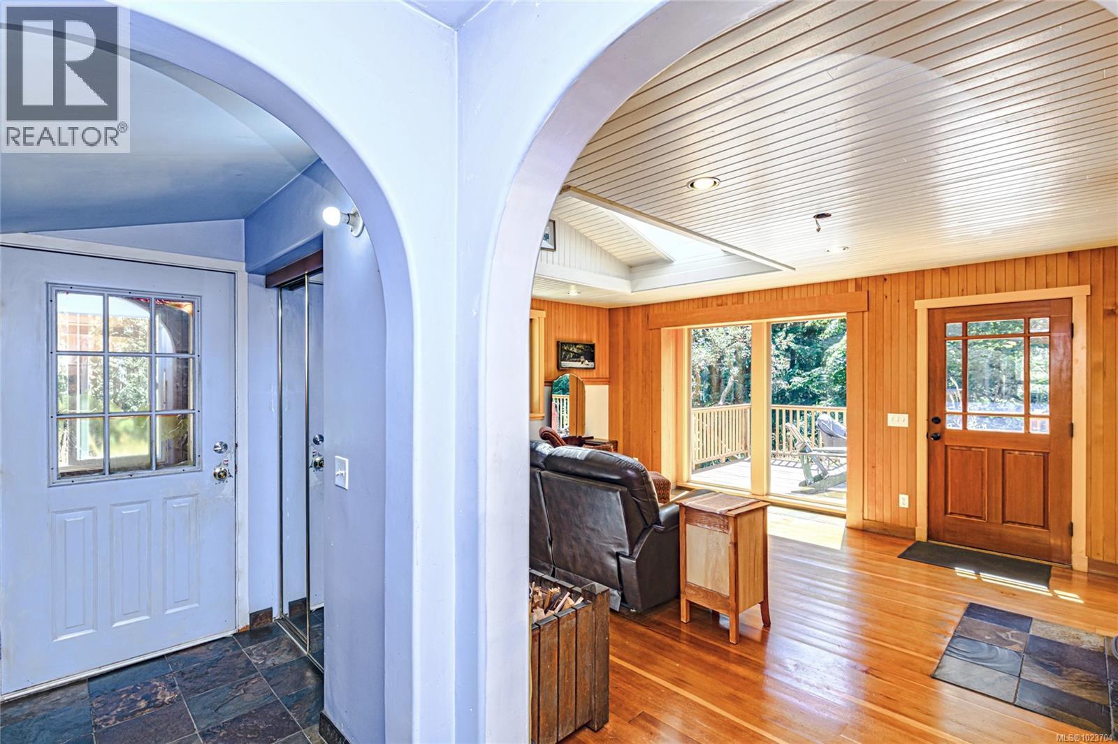 1252 Isabella Point Rd, Salt Spring, British Columbia  V8K 2T9 - Photo 6 - 1023704