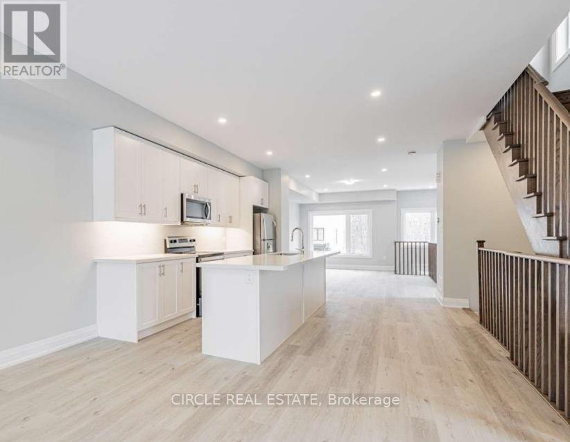 1489 Purchase Place, Innisfil (Lefroy), Ontario  L0L 1W0 - Photo 7 - N12773532