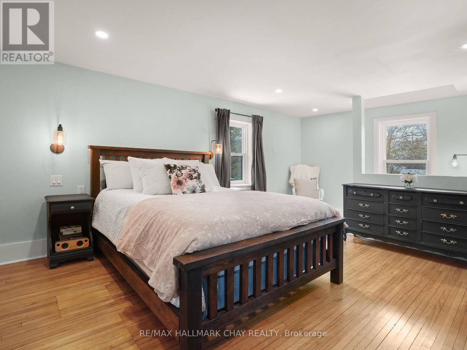 134 Victoria Street E, New Tecumseth, Ontario  L9R 1K6 - Photo 33 - N12773552