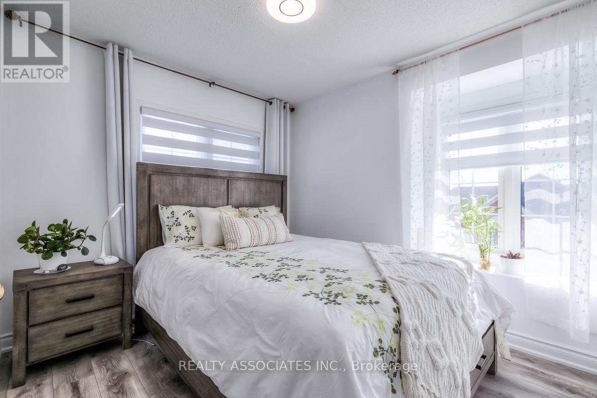 40 Sandlewood Court, Aurora, Ontario  L4G 7M9 - Photo 30 - N12773562