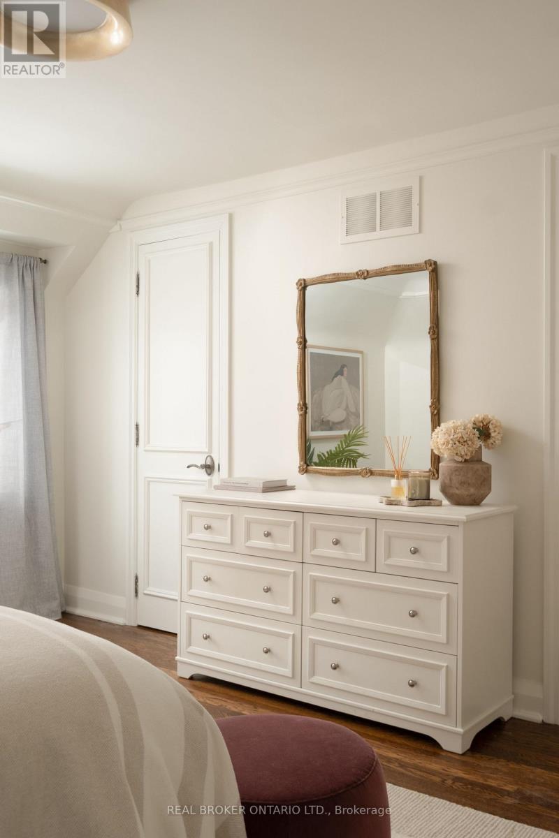 37 Wilgar Road, Toronto, Ontario  M8X 1J6 - Photo 26 - W12773116