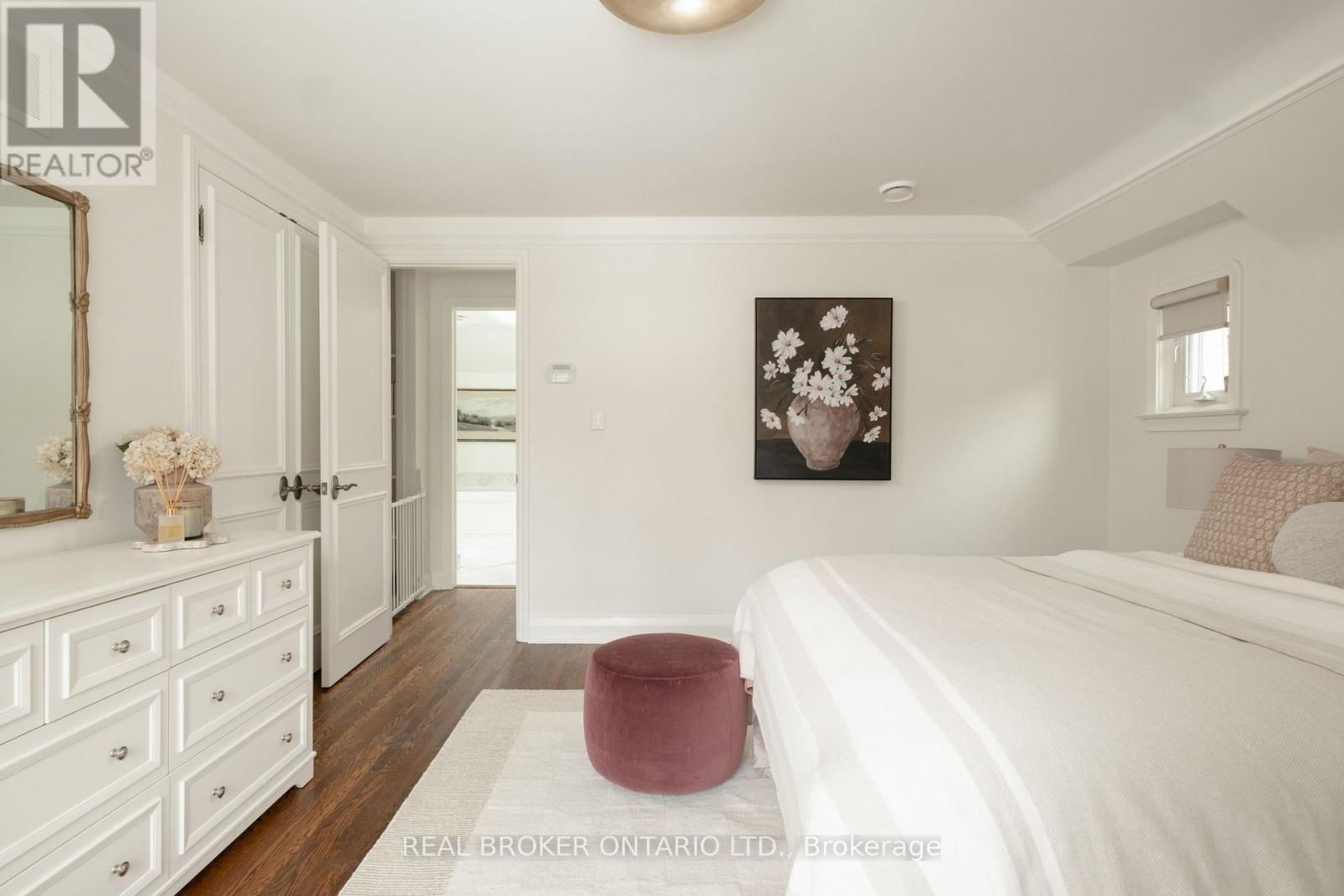 37 Wilgar Road, Toronto, Ontario  M8X 1J6 - Photo 24 - W12773116