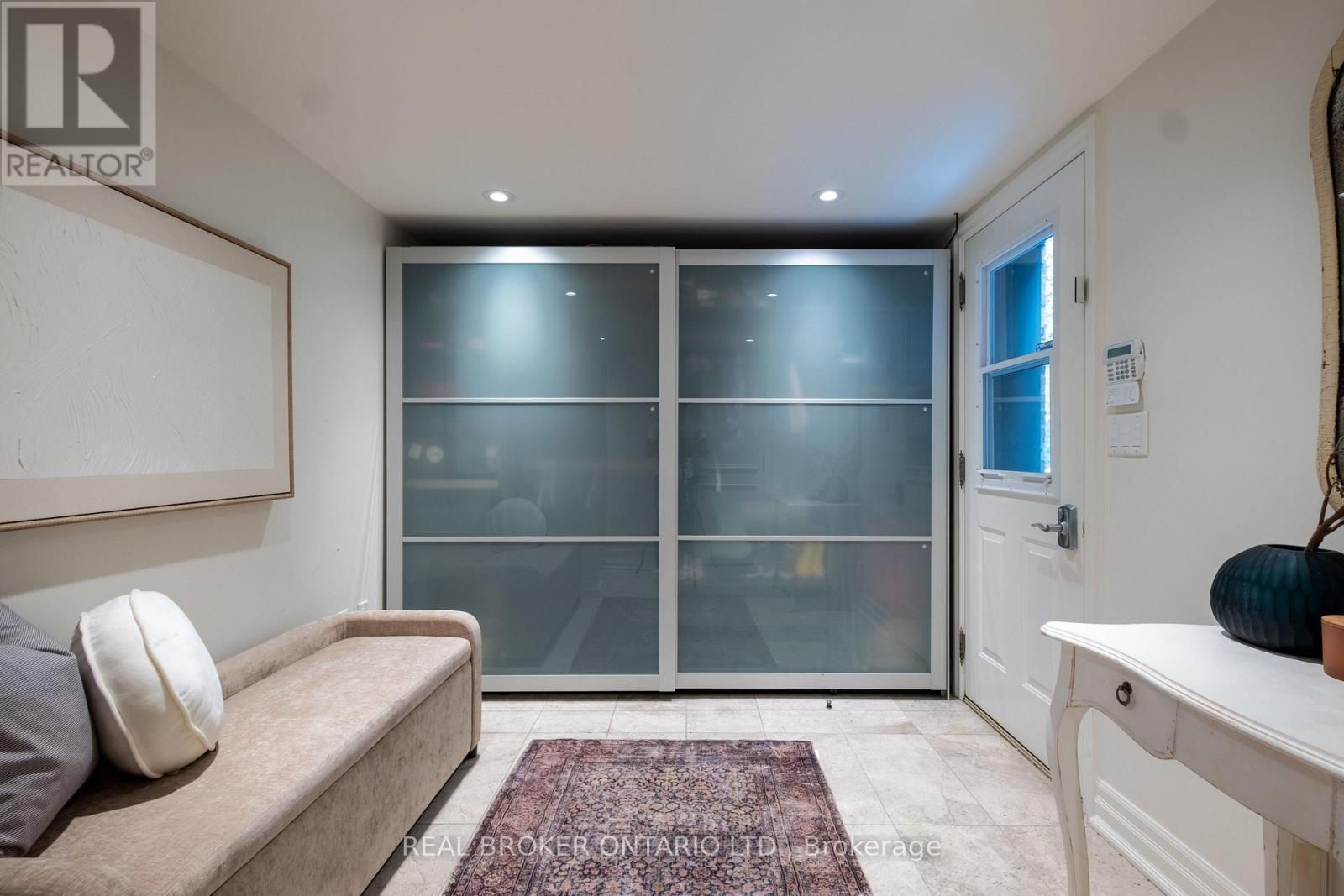 37 Wilgar Road, Toronto, Ontario  M8X 1J6 - Photo 41 - W12773116