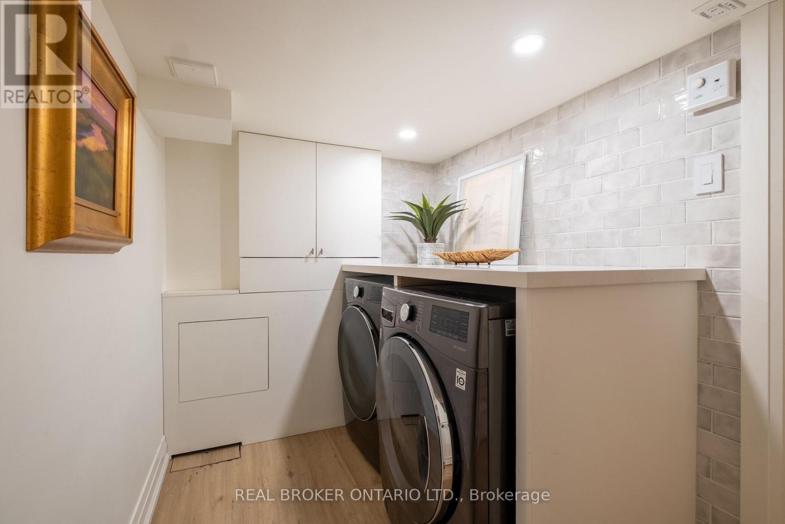 37 Wilgar Road, Toronto, Ontario  M8X 1J6 - Photo 39 - W12773116