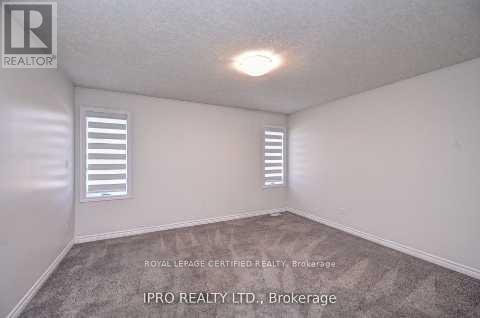 54 Pondcliffe Drive, Kitchener, Ontario  N2P 2R3 - Photo 9 - X12773458