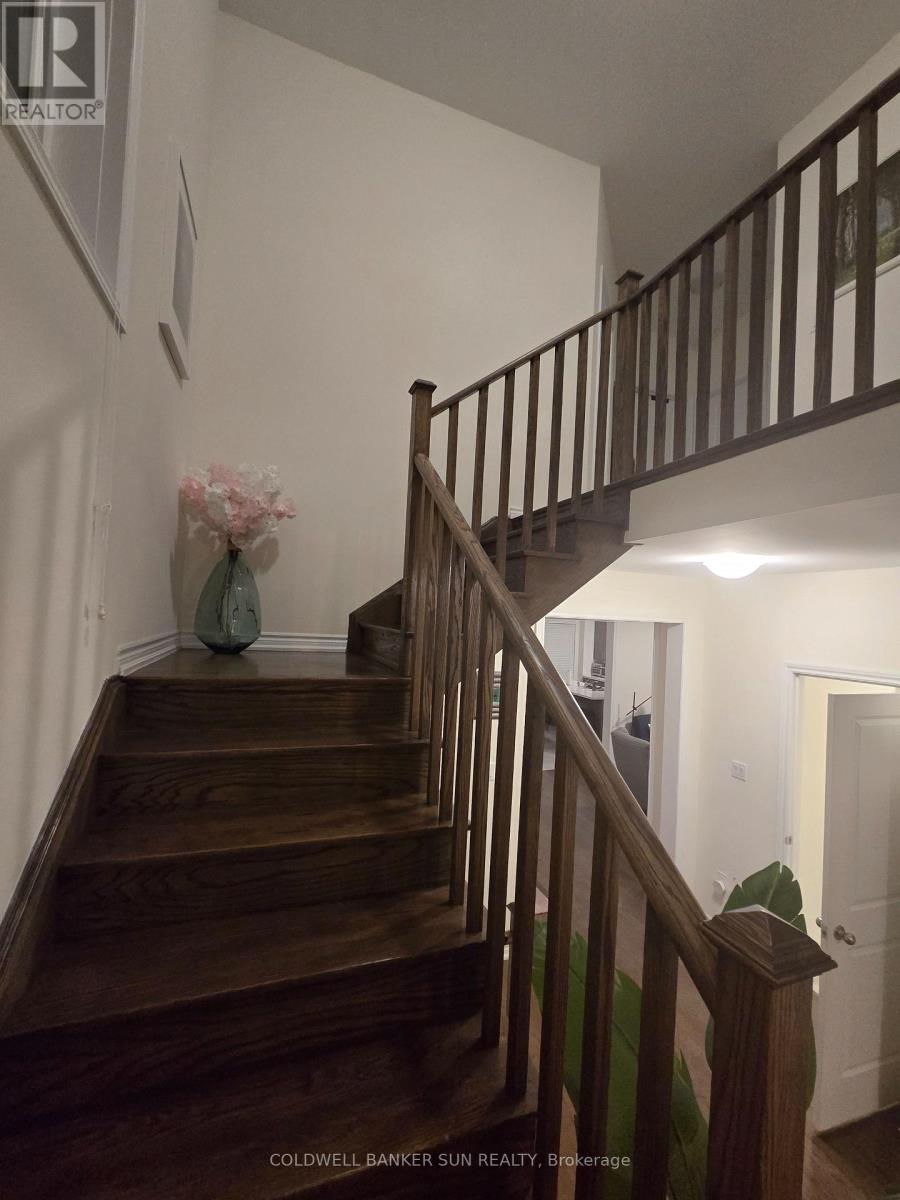 36 Bavenden Crescent, Brampton, Ontario  L6X 5S3 - Photo 10 - W12773560