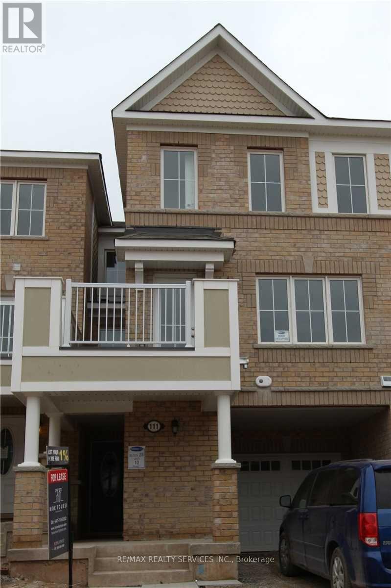 111 Bond Head Court, Milton, Ontario  L9E 1G6 - Photo 2 - W12773564