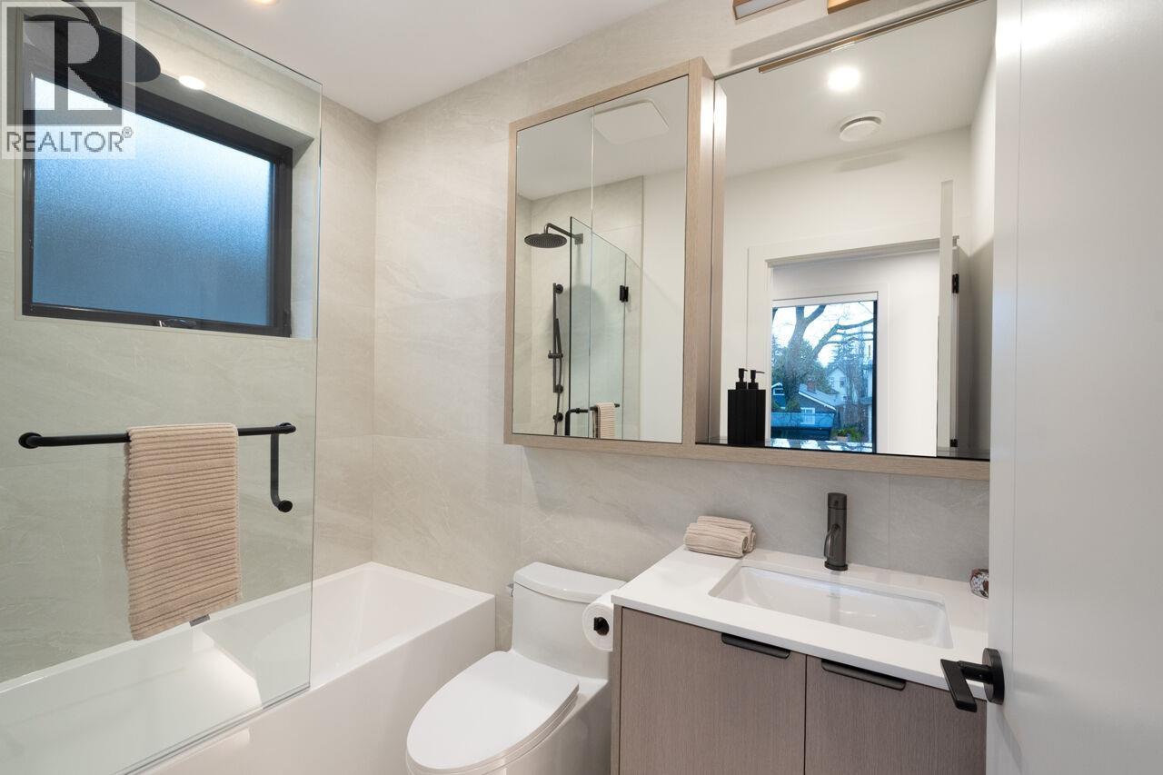 2493 Eton Street, Vancouver, British Columbia  V5K 1J6 - Photo 29 - R3084091