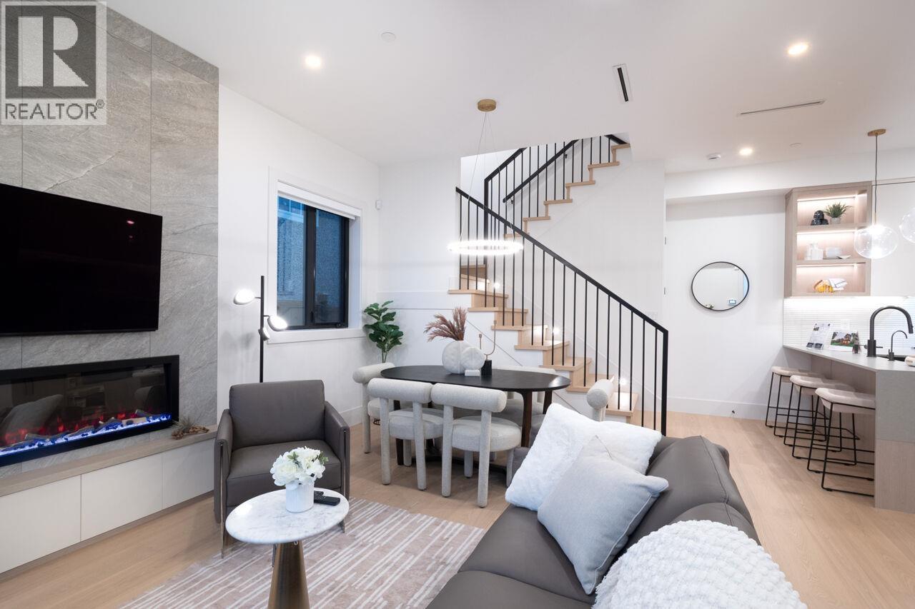 2493 Eton Street, Vancouver, British Columbia  V5K 1J6 - Photo 12 - R3084091