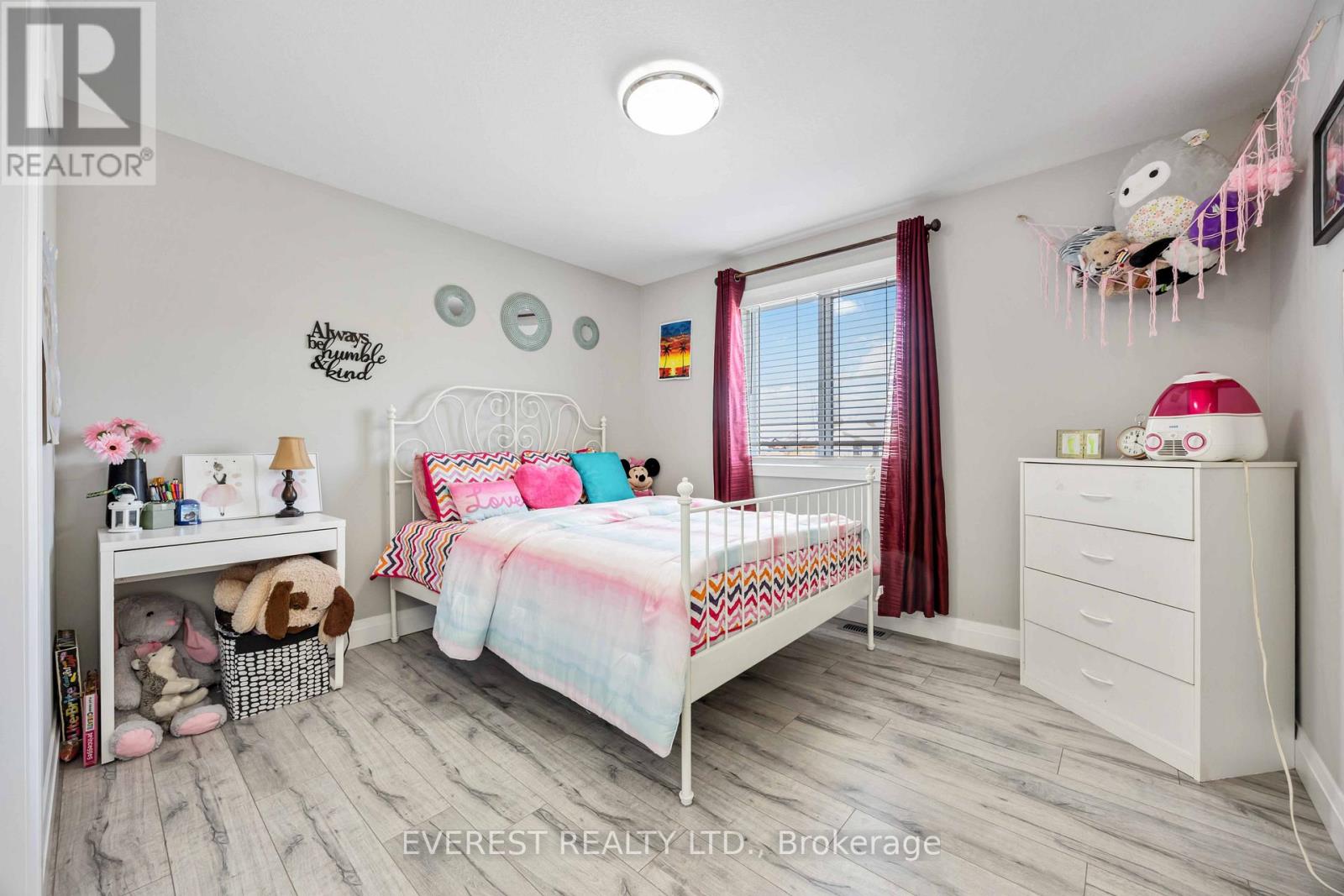 668 Winners Circle, St. Clair, Ontario  N0N 1G0 - Photo 22 - X12773550