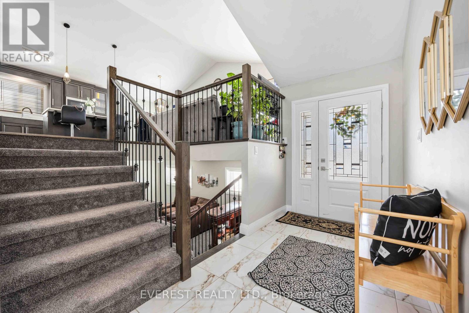 668 Winners Circle, St. Clair, Ontario  N0N 1G0 - Photo 5 - X12773550