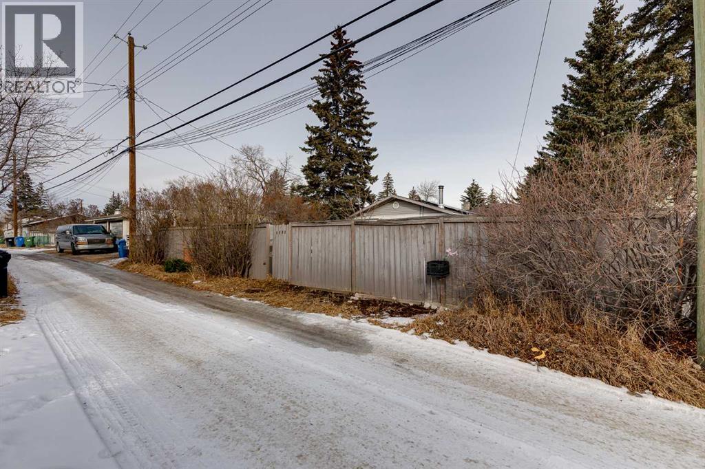 4351 70 Street Nw, Calgary, Alberta  T3B 2K4 - Photo 36 - A2281877