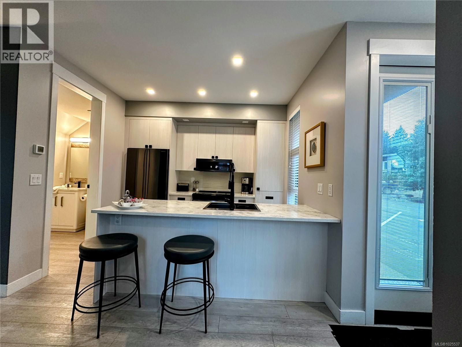 7 1175 Resort Dr, Parksville, British Columbia  V9P 2E3 - Photo 11 - 1025537