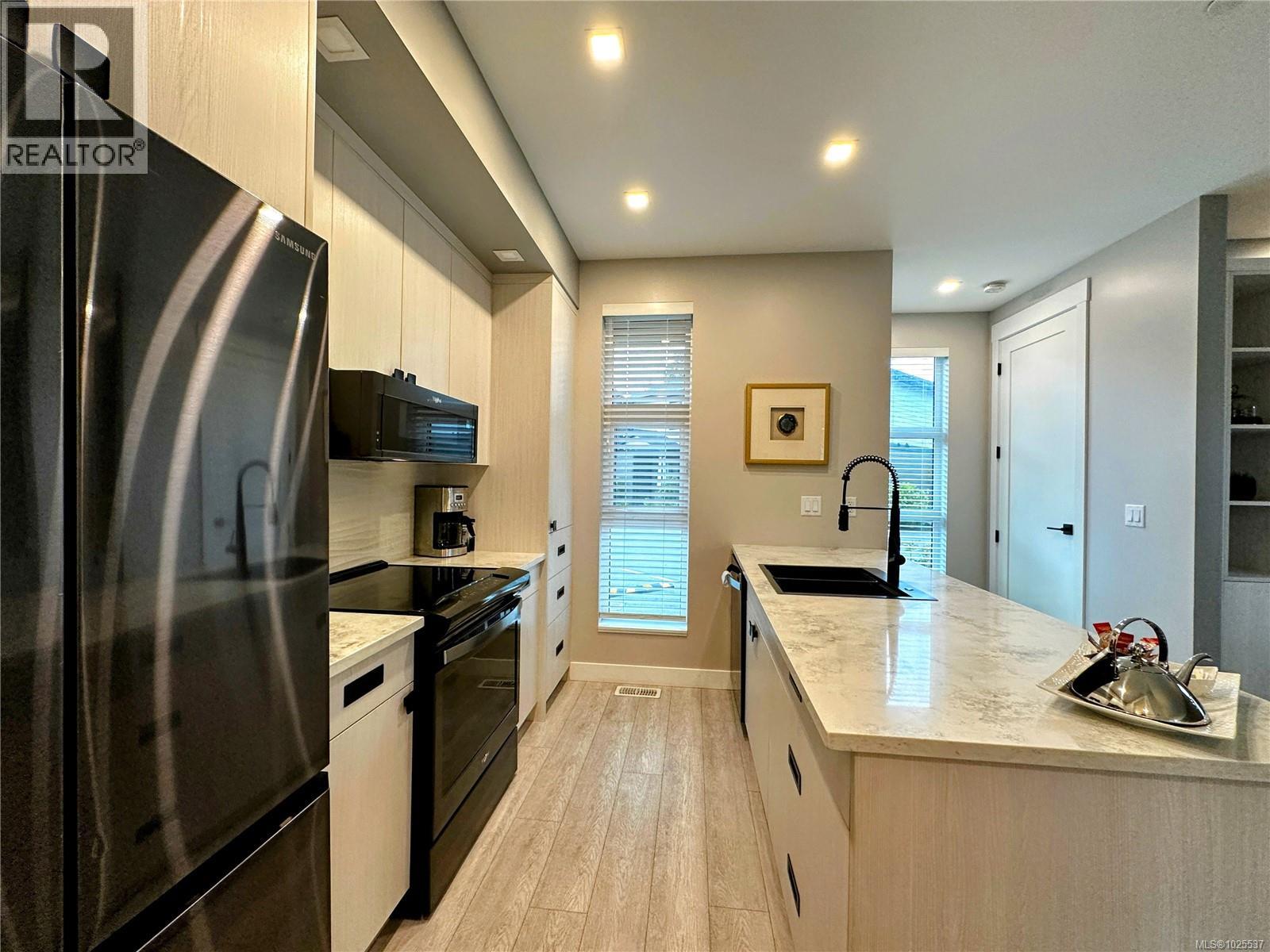 7 1175 Resort Dr, Parksville, British Columbia  V9P 2E3 - Photo 34 - 1025537