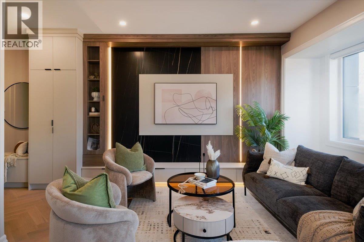 2 6061 Sherbrooke Street, Vancouver, British Columbia  V5W 3N3 - Photo 1 - R3086385