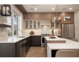 1 6061 SHERBROOKE STREET, Vancouver, British Columbia