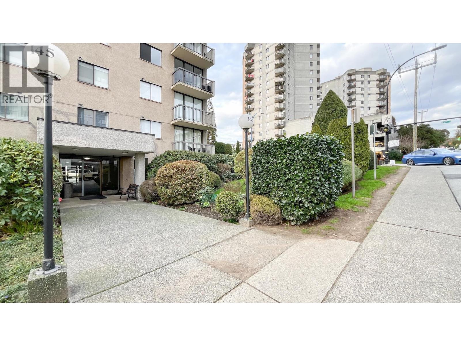 708 145 St. Georges Avenue, North Vancouver, British Columbia  V7L 3G8 - Photo 4 - R3086366