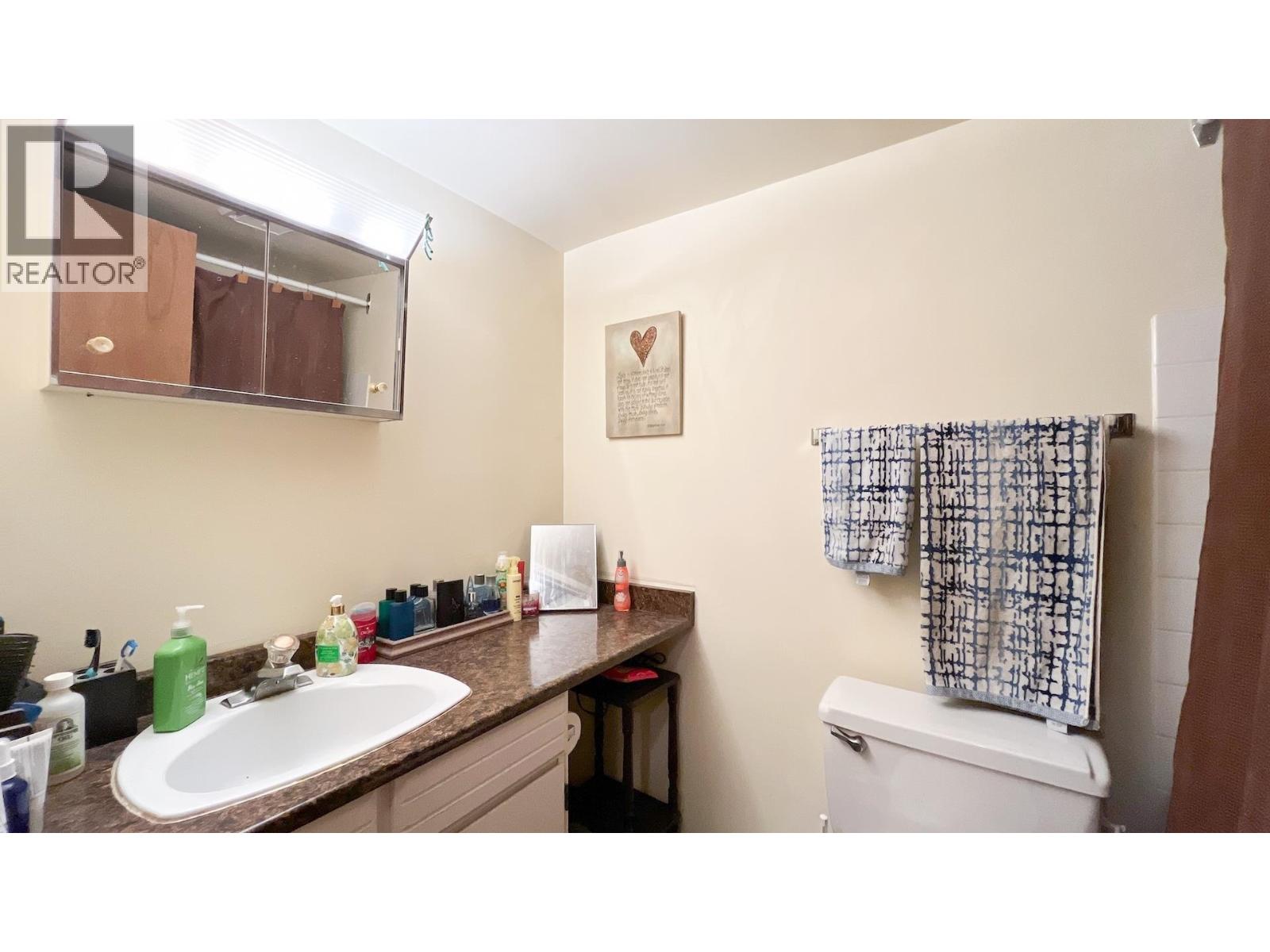 708 145 St. Georges Avenue, North Vancouver, British Columbia  V7L 3G8 - Photo 9 - R3086366