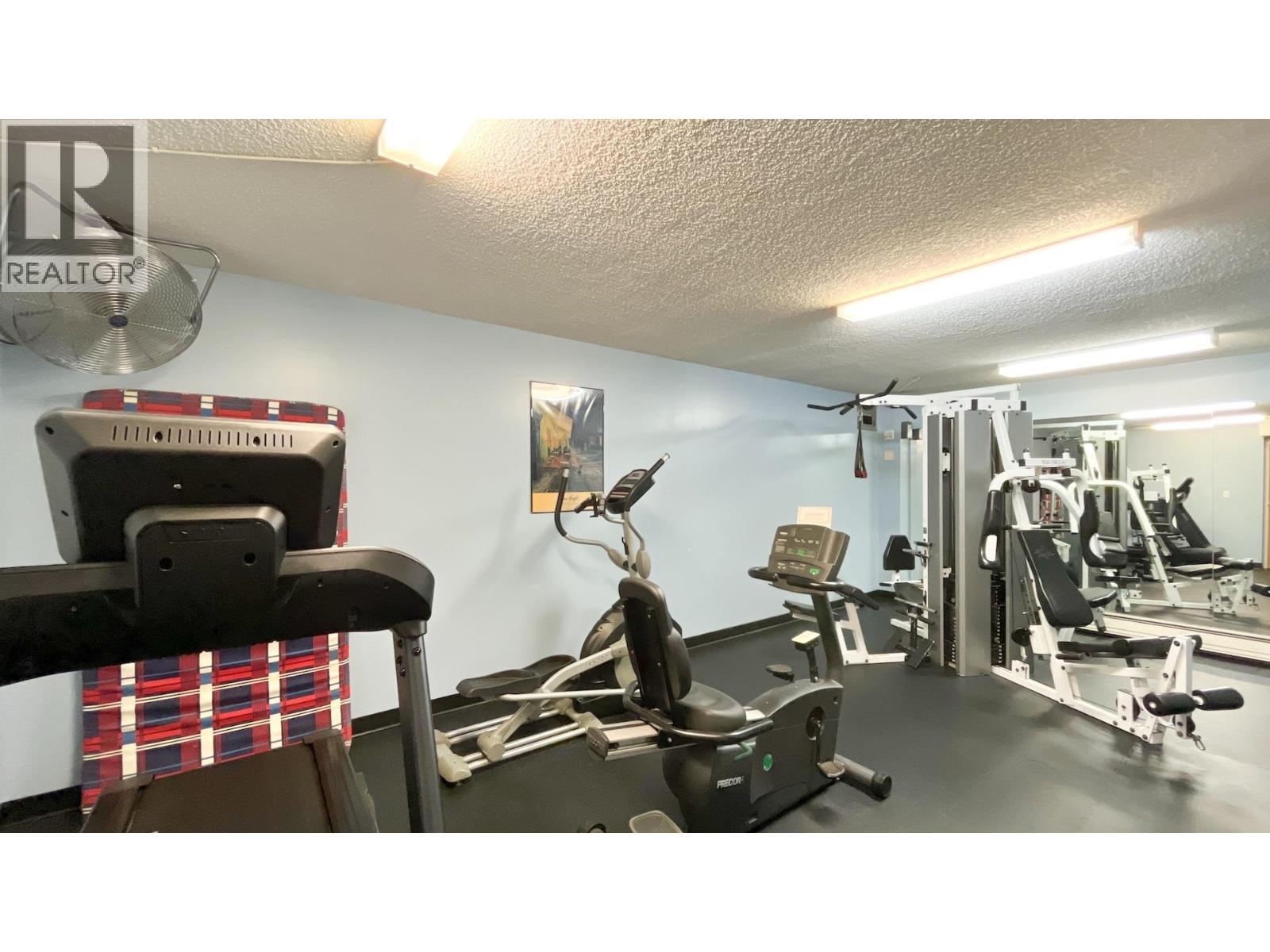 708 145 St. Georges Avenue, North Vancouver, British Columbia  V7L 3G8 - Photo 10 - R3086366