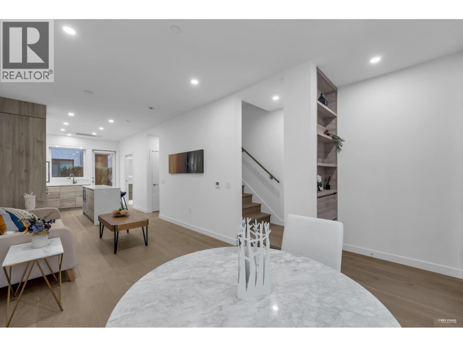 659 W 30th Avenue, Vancouver, British Columbia  V5Z 0K4 - Photo 8 - R3088056