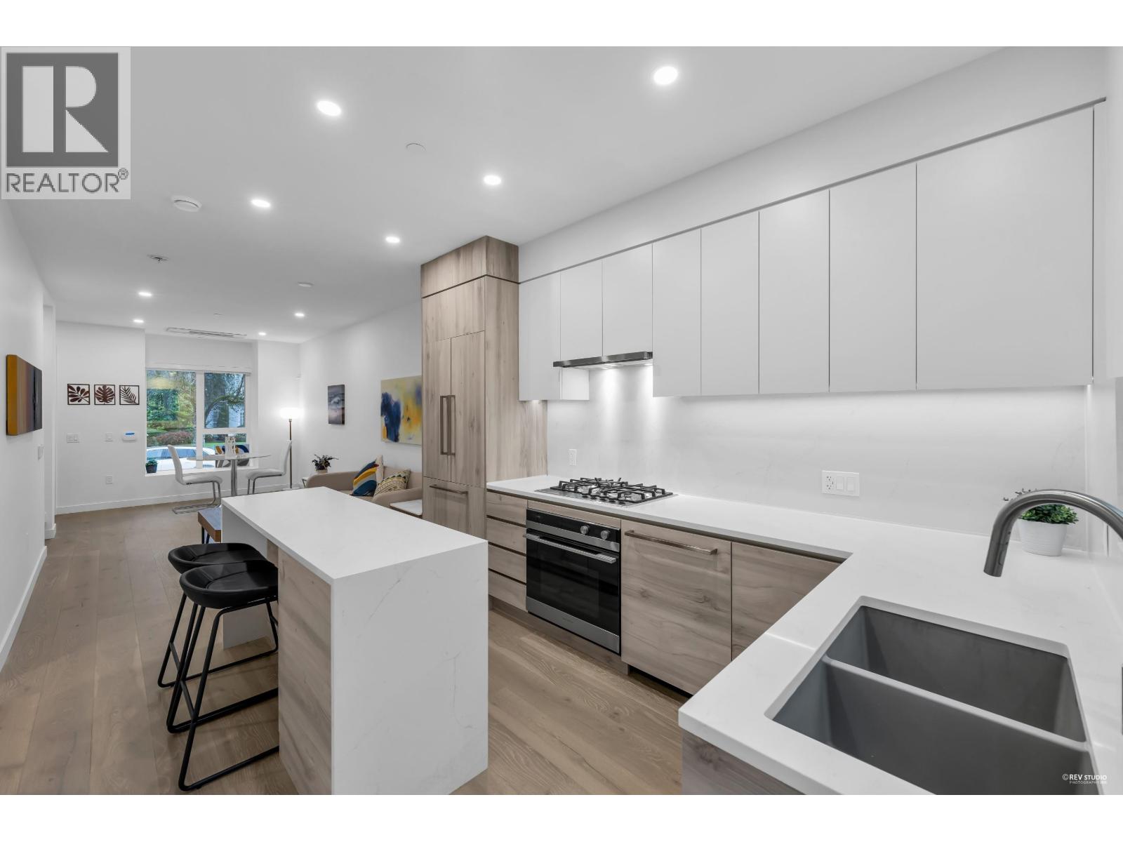 659 W 30th Avenue, Vancouver, British Columbia  V5Z 0K4 - Photo 11 - R3088056