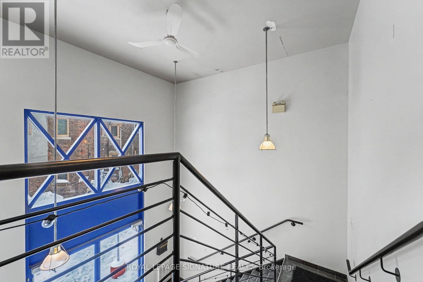 Office A - 259 Danforth Avenue, Toronto, Ontario  M4K 2X4 - Photo 6 - E12773474