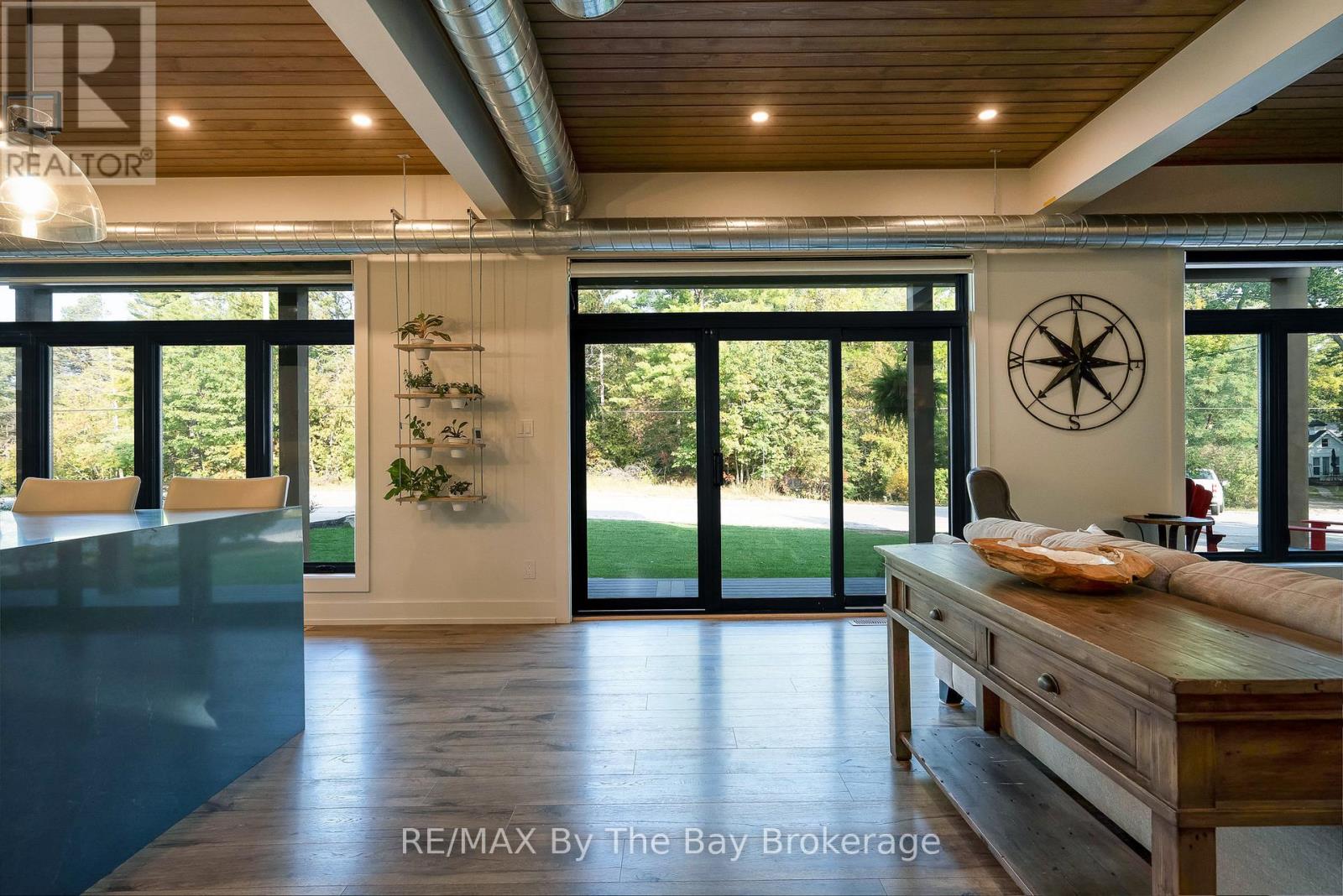 809 Eastdale Drive E, Wasaga Beach, Ontario  L9Z 2R7 - Photo 15 - S12773586